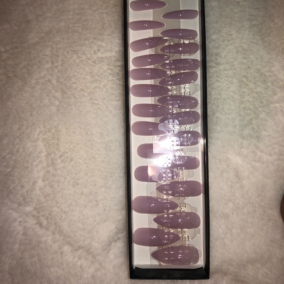 Press on - Picture 2 of 4